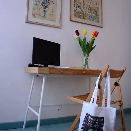 Villino Lamberto Villa Venedik-Lido